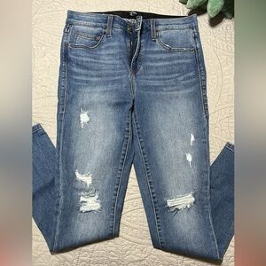 LulaRoe lightly distressed skinny jeans